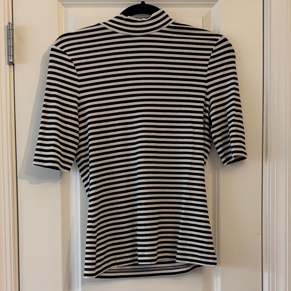 Banana Republic Black and White Striped Short Sleeve Top